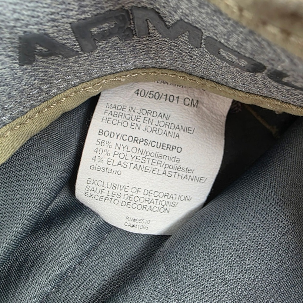 Under Armour Match Play Golf Shorts Mens 40‎ Tan HeatGear Loose Fit 11" Inseam - Picture 5 of 8